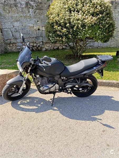 Suzuki GS 500 – Vista 3