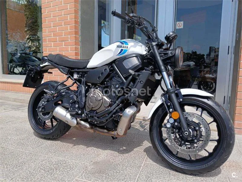 Yamaha XSR 700 – Vista 5