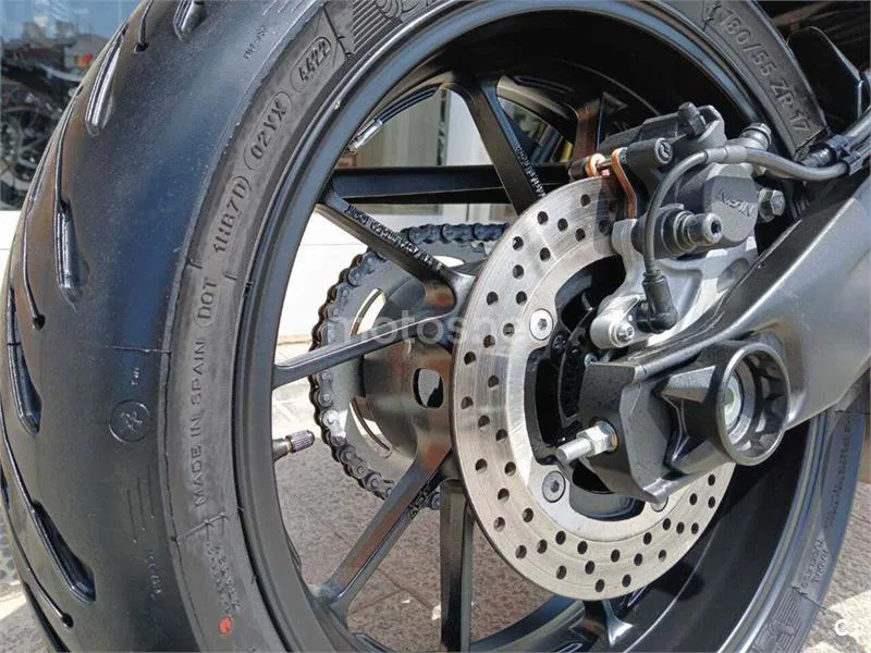 Yamaha XSR 700 – Vista 7