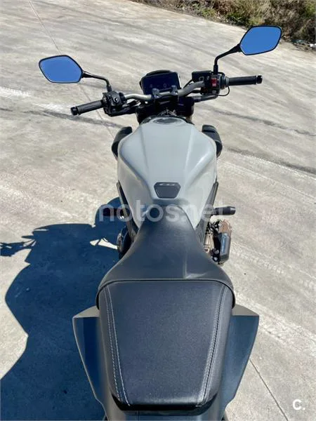 Honda CB 650 R – Vista 5