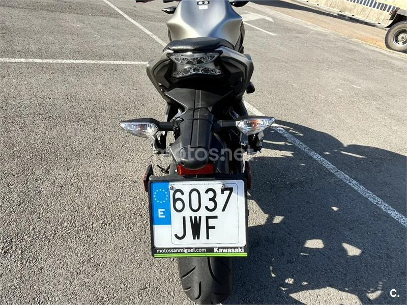 Kawasaki Z650 – Vista 11
