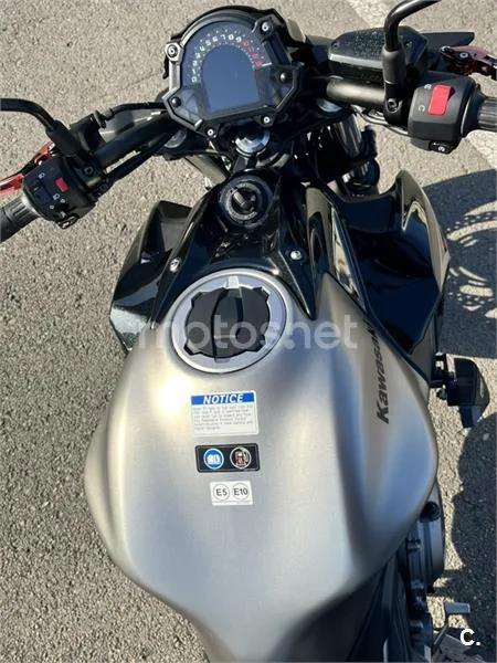 Kawasaki Z650 – Vista 7