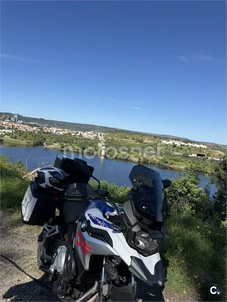 BMW F 750 – Vista 8
