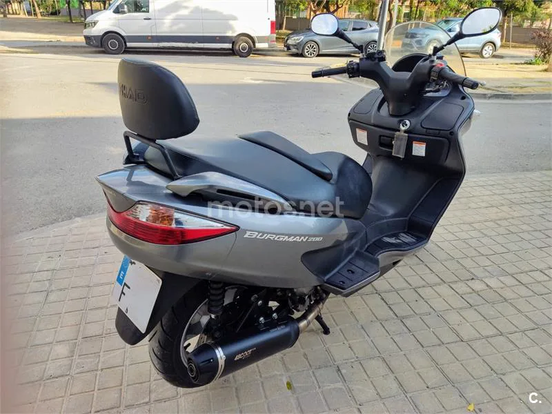 Suzuki Burgman 200 – Vista 4
