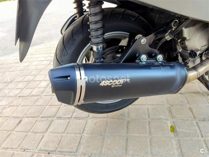 Suzuki Burgman 200 – Vista 8