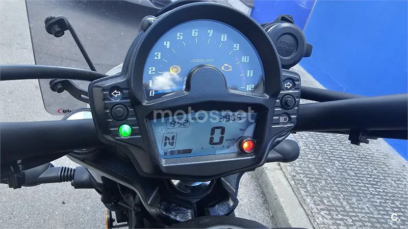 Kawasaki Vulcan S – Vista 2