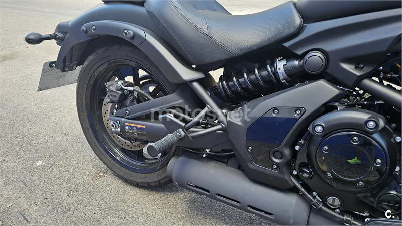 Kawasaki Vulcan S – Vista 11