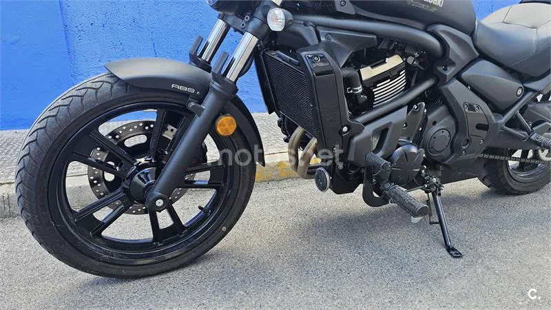 Kawasaki Vulcan S – Vista 8