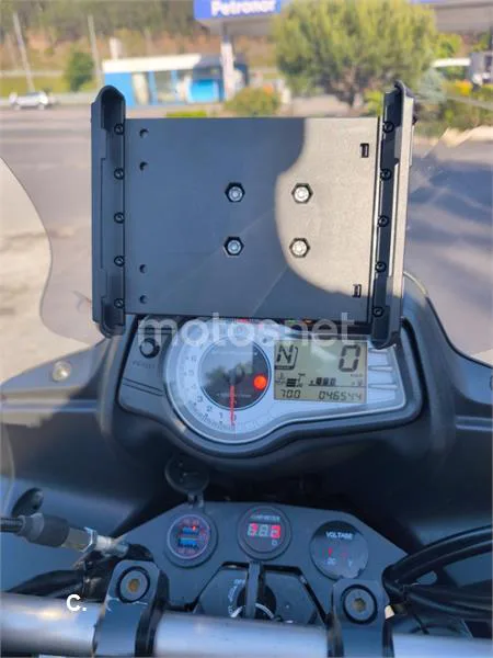Suzuki V-Strom 650 XT – Vista 9