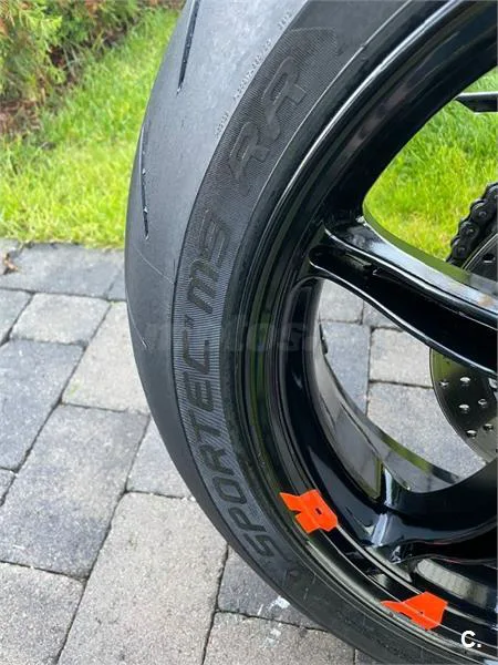 KTM 1290 Super Duke R – Vista 6