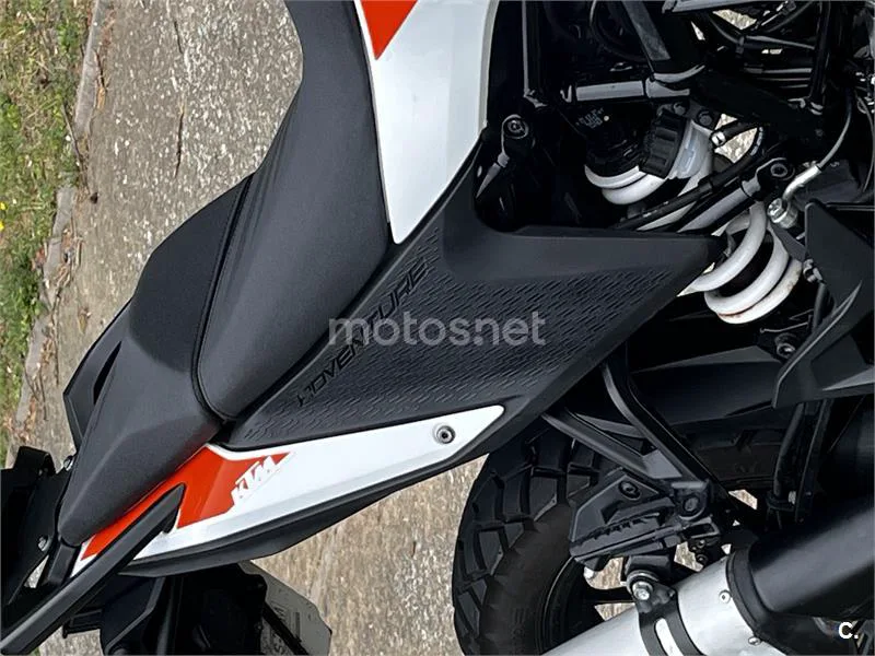 KTM 390 – Vista 4
