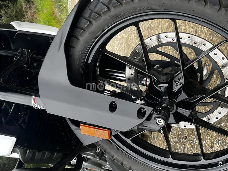 KTM 390 – Vista 7