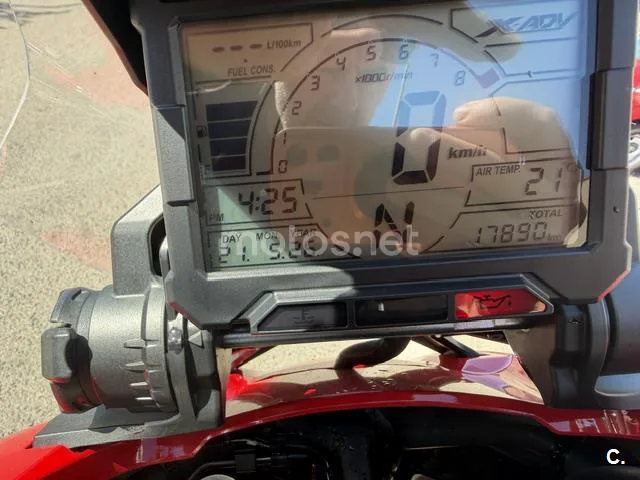 Honda X-ADV – Vista 6
