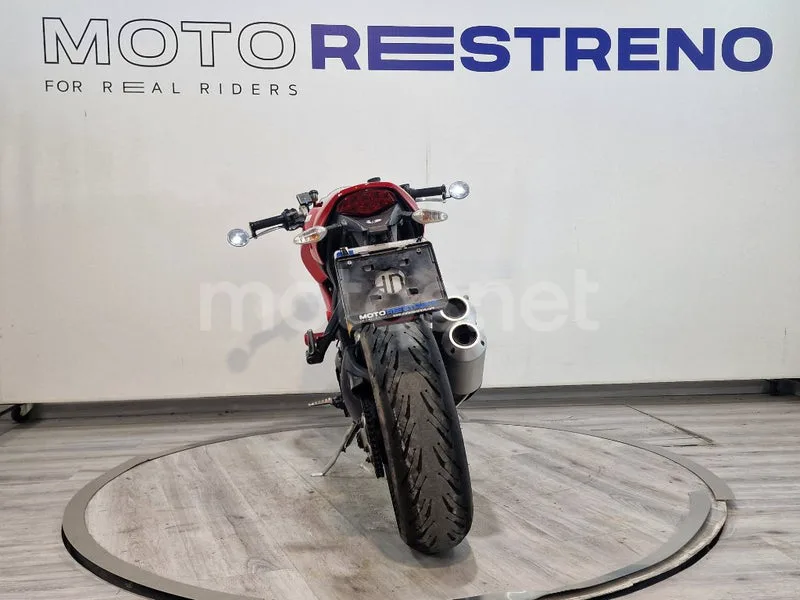 Ducati Monster 1100 Evo – Vista 9