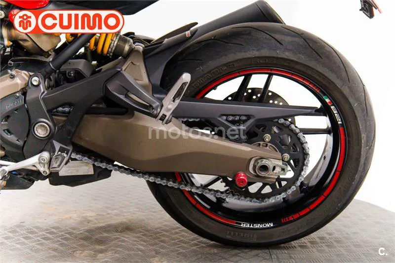 Ducati Monster 821 – Vista 18