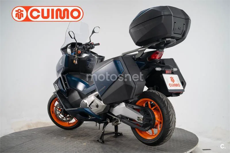 Honda Forza 750 – Vista 11