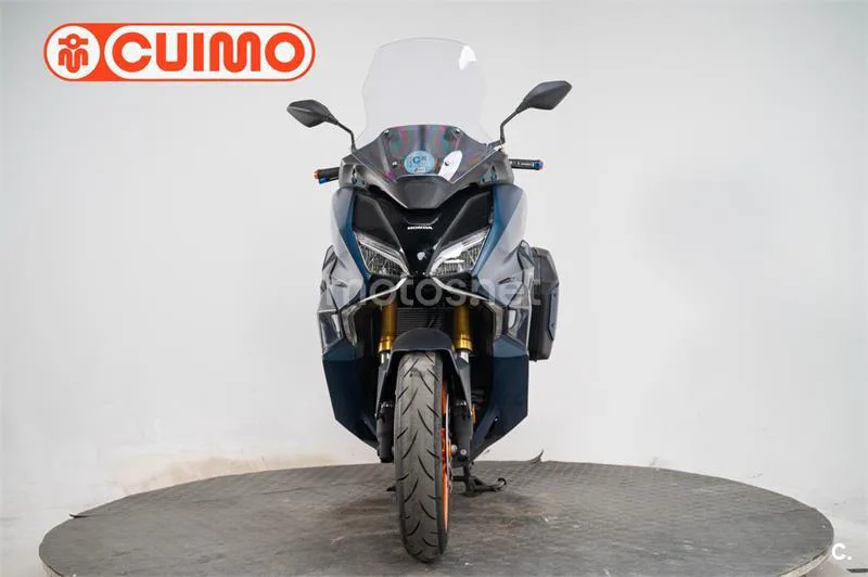 Honda Forza 750 – Vista 17