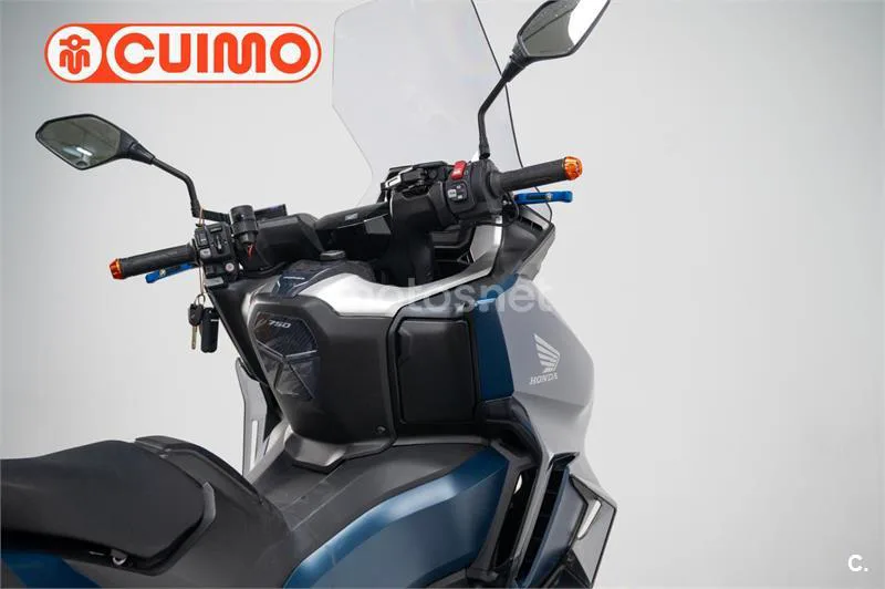 Honda Forza 750 – Vista 8