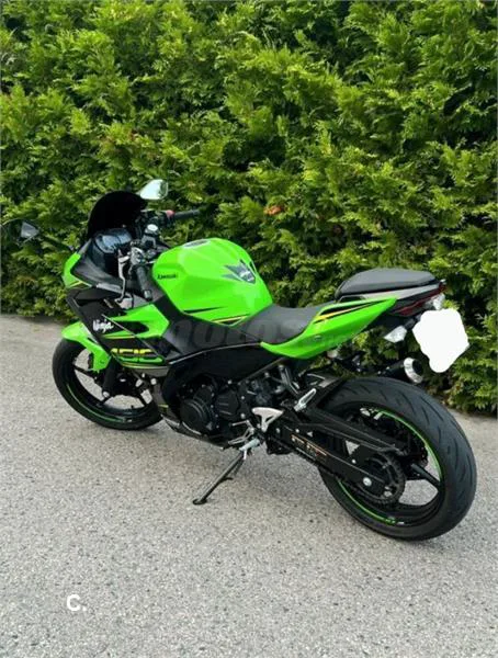 Kawasaki Ninja 400 – Vista 4