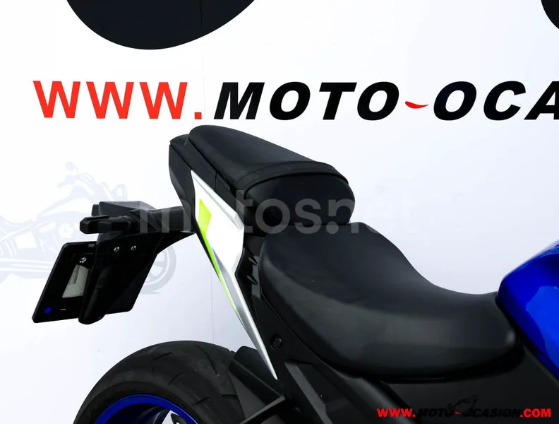 Suzuki GSX-S – Vista 11