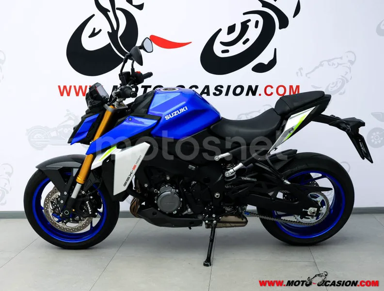 Suzuki GSX-S – Vista 7