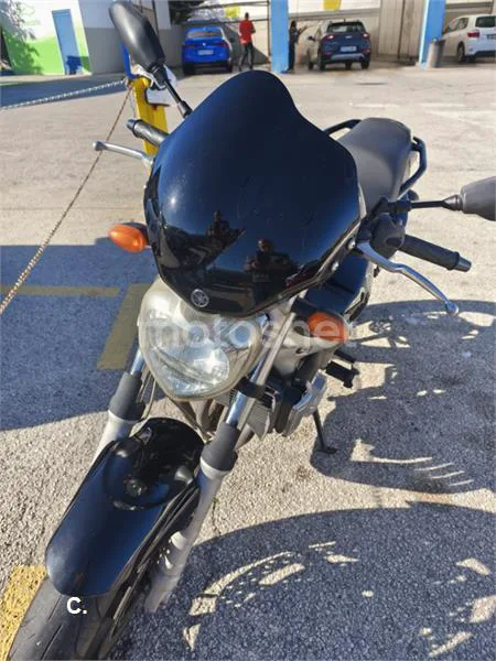 Yamaha FZ6 – Vista 2