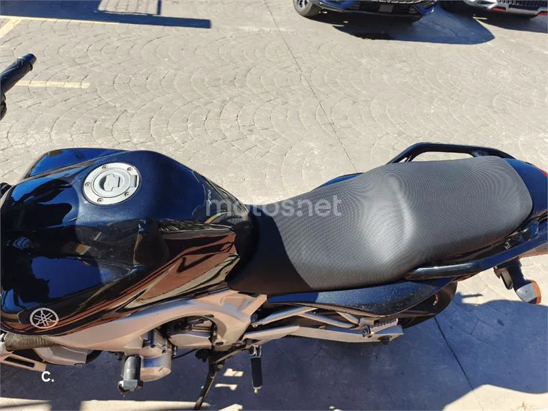 Yamaha FZ6 – Vista 7