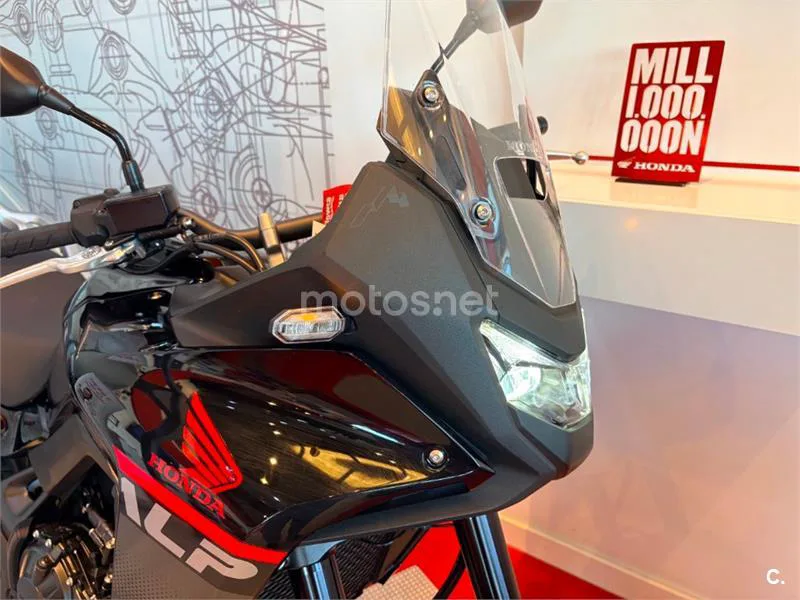 Honda XL 750 Transalp – Vista 3