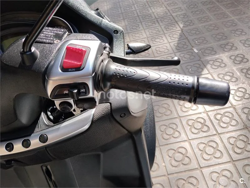 Piaggio MP3 500 LT Sport – Vista 12