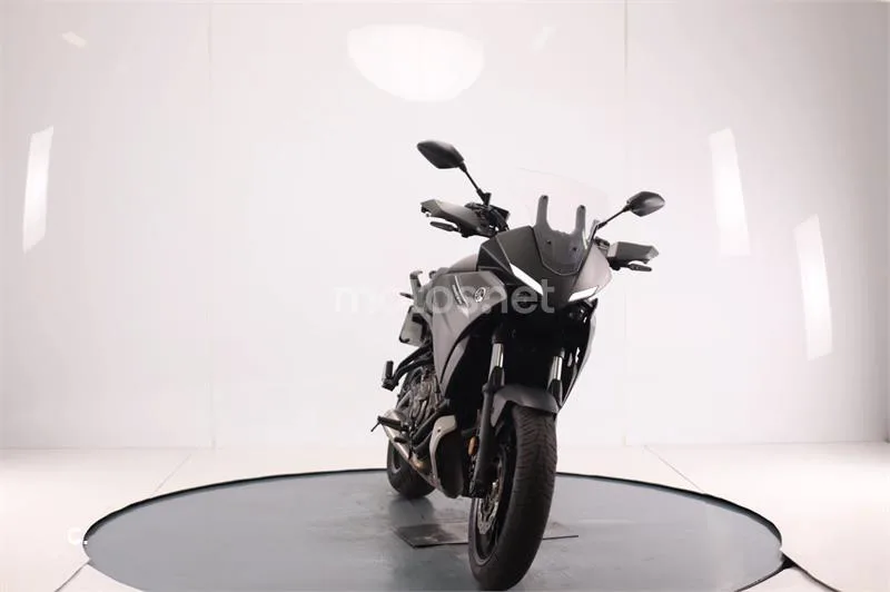 Yamaha Tracer 7 – Vista 5