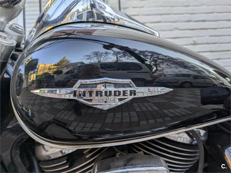Suzuki Intruder C800 Volusia – Vista 4