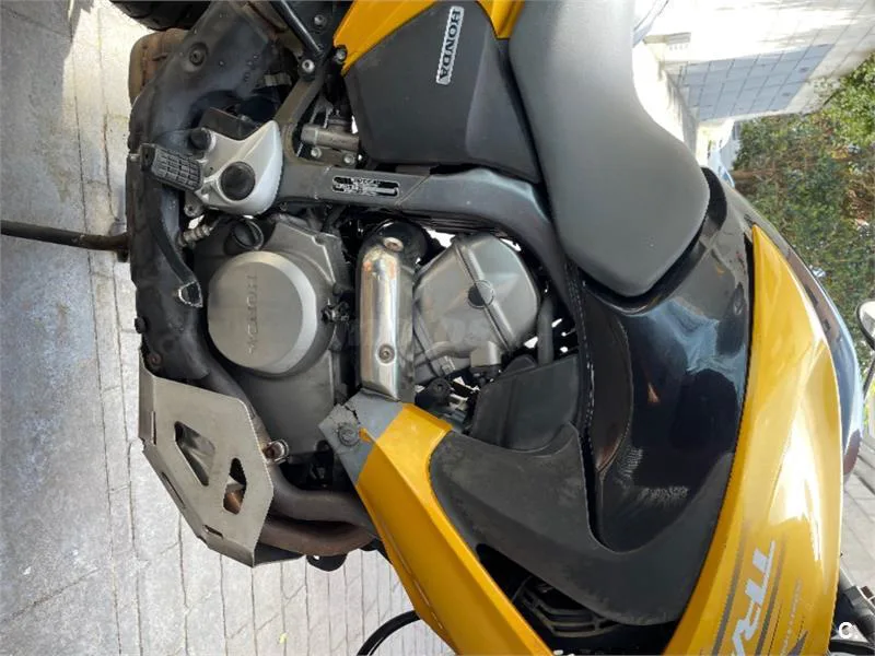 Honda Transalp XL 700 V – Vista 7