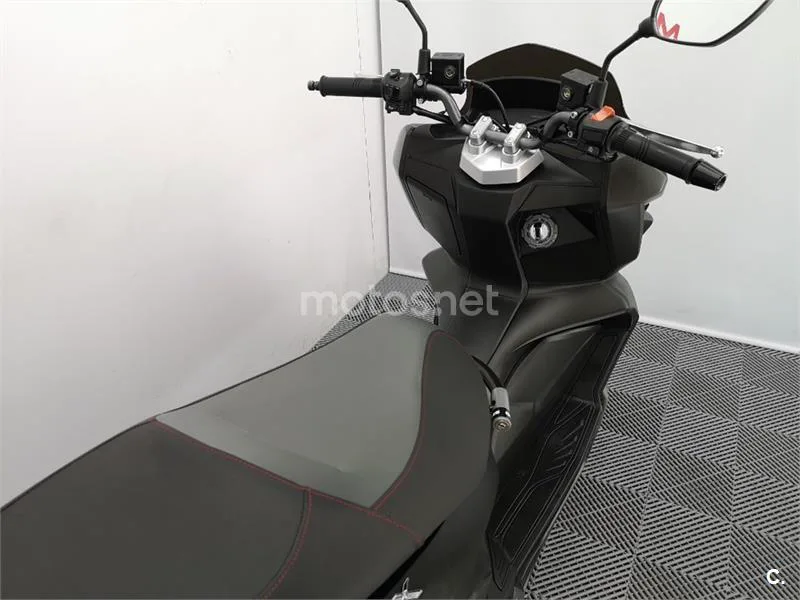 SYM Jet X 125 – Vista 7