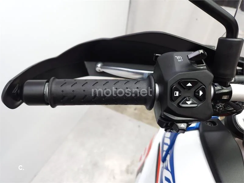 Aprilia Tuareg 660 – Vista 9