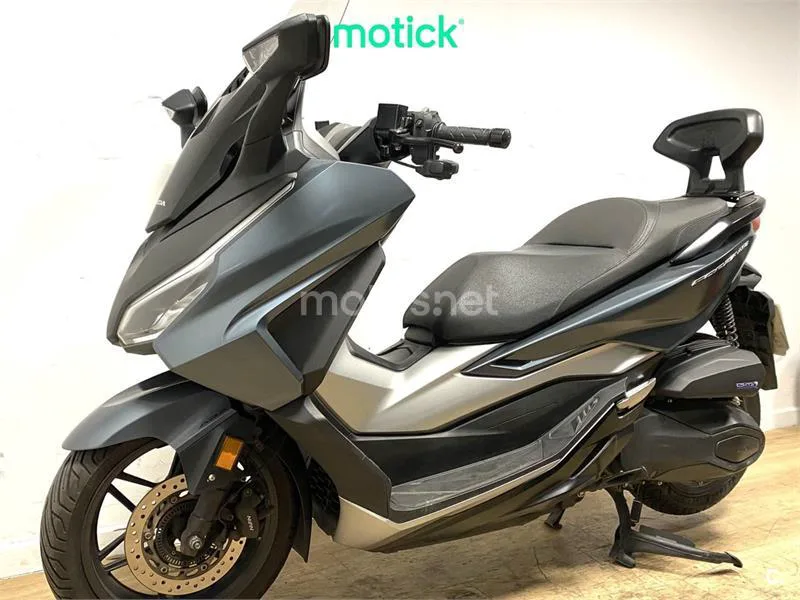 Honda Forza 350 – Vista 11