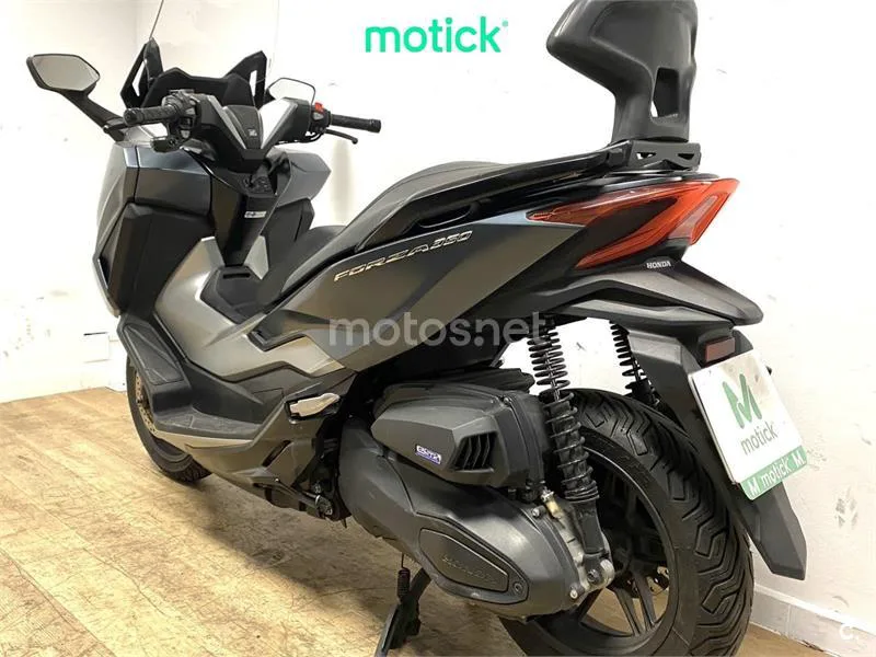 Honda Forza 350 – Vista 9