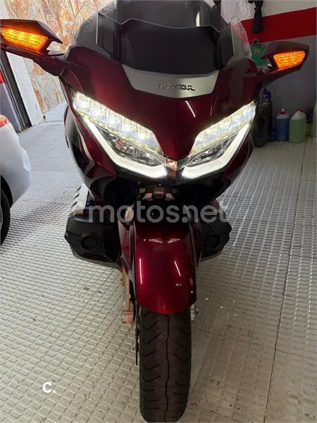 Honda Gold Wing – Vista 12