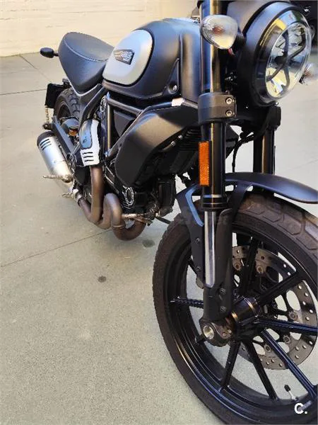 Ducati Scrambler – Vista 3