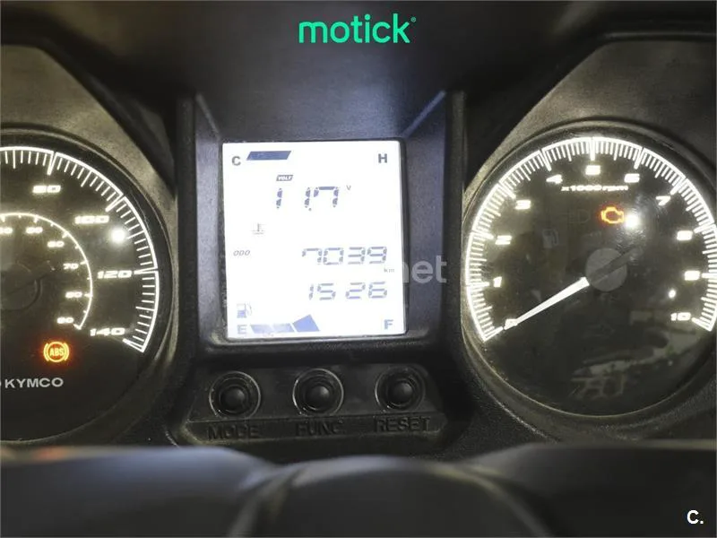 Kymco Grand Dink 125 – Vista 5