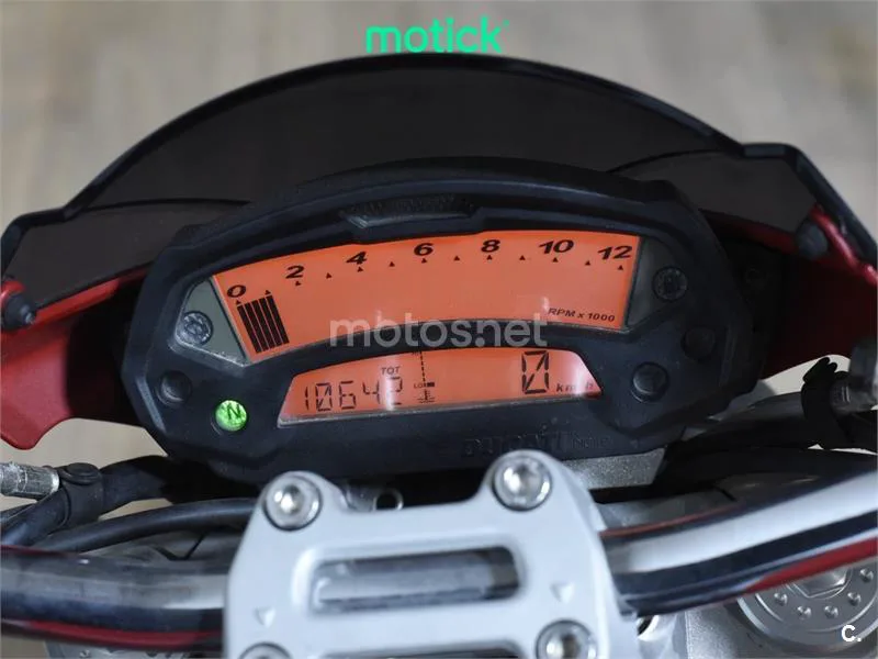 Ducati Monster 696 – Vista 5