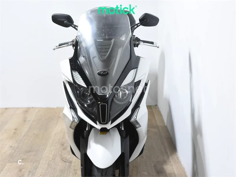 Kymco Super Dink 350 – Vista 11