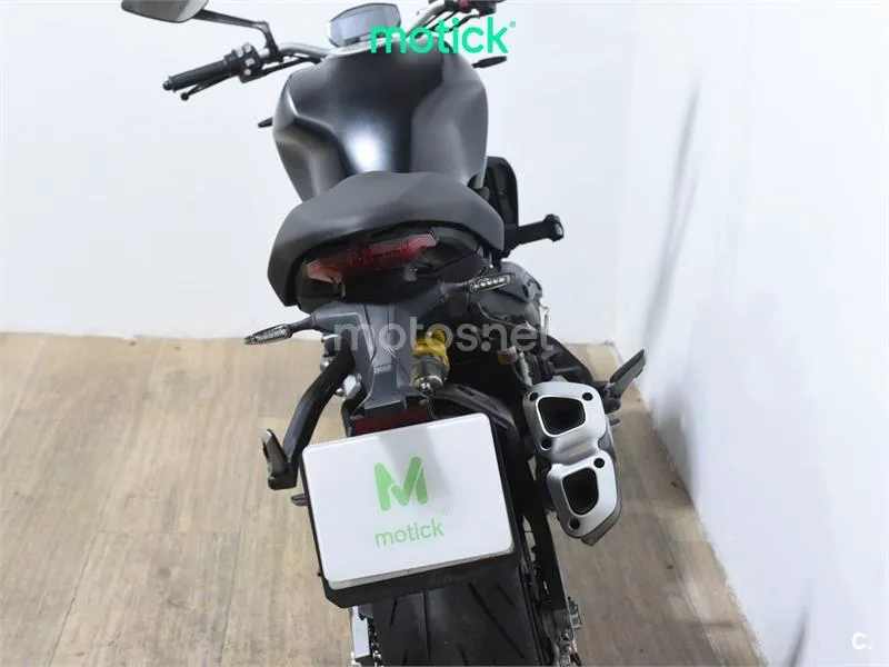 Ducati Monster 821 – Vista 6
