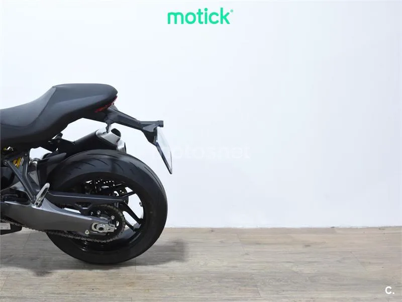 Ducati Monster 821 – Vista 9