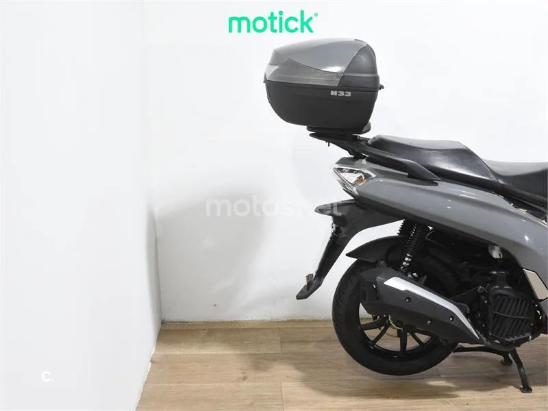 SYM Symphony 125 ST LC – Vista 3