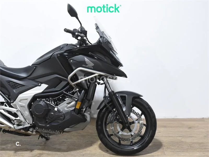 Honda NC 750 X – Vista 4