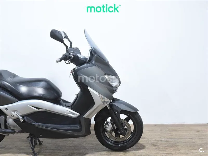 Yamaha XMAX 125 – Vista 4
