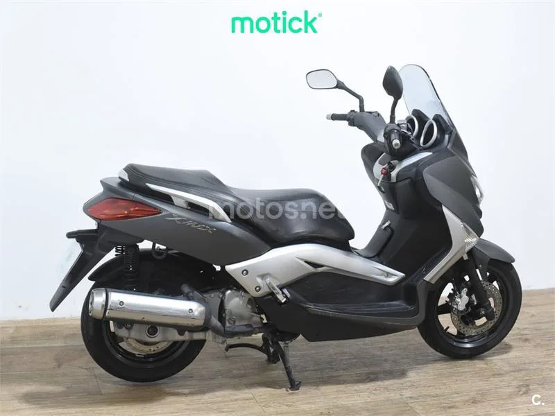 Yamaha XMAX 125 – Vista 10