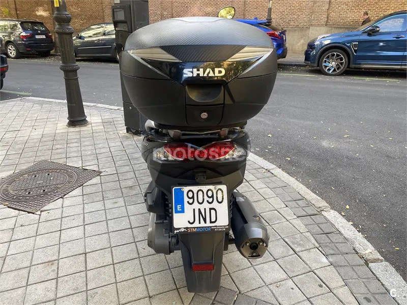 Kawasaki J300 – Vista 4