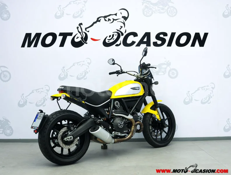 Ducati Scrambler – Vista 3