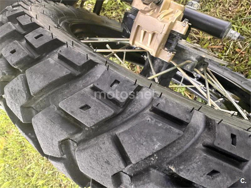 Royal Enfield Himalayan 410 – Vista 8